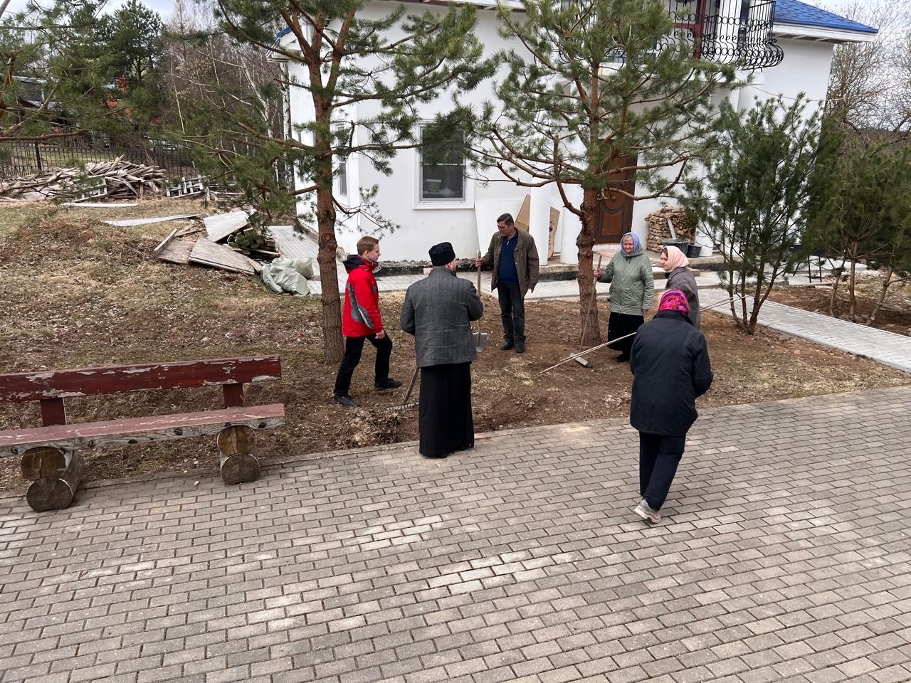 Субботник в Ивановском