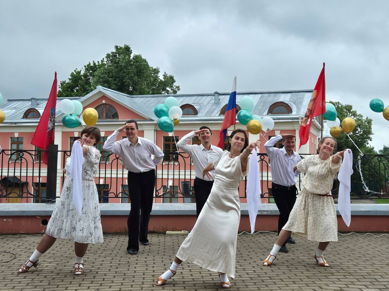 15 июня «Добровольцы» выступили на фестивале «День всех Святых. Одна семья» в Рождествено