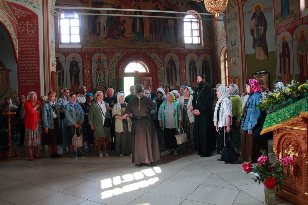 Паломническая экскурсия в Николо-Пешношский монастырь