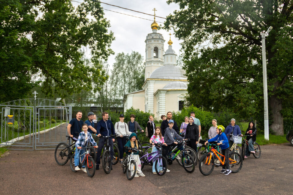Велопробег Воскресной школы Петропавловского храма села Новопетровское «От храма к храму»