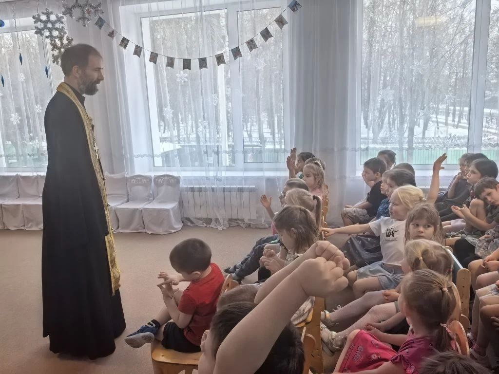 Беседа с воспитанниками детского сада №5  г. Дедовска
