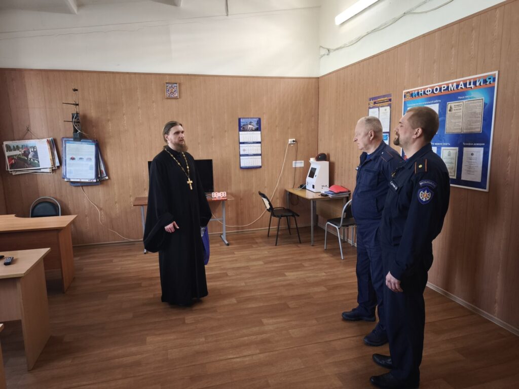 Пасхальное поздравление в пожарной части села Новопетровское