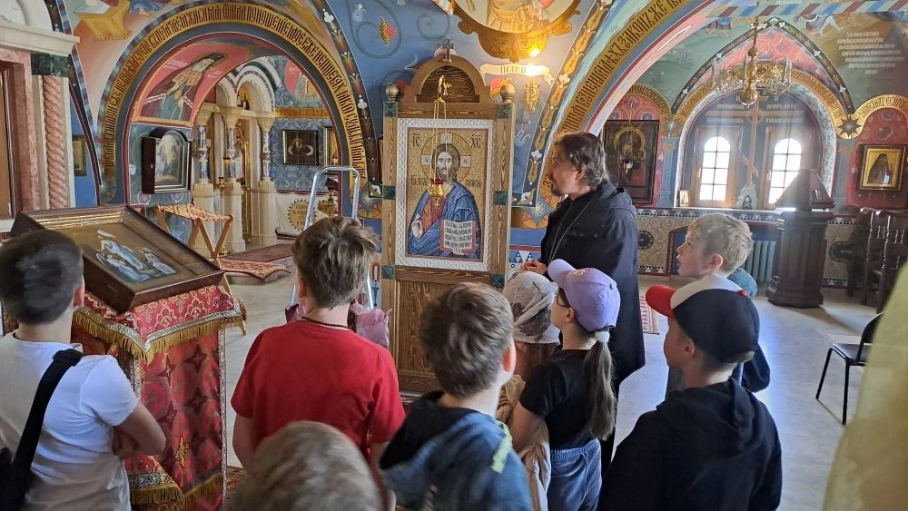 Экскурсия по храму Благовещения