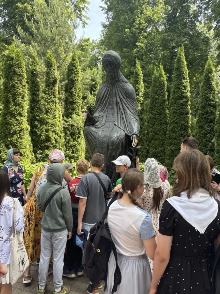 Паломническая поездка родителей и преподавателей воскресной школы Георгиевского храма г. Дедовск