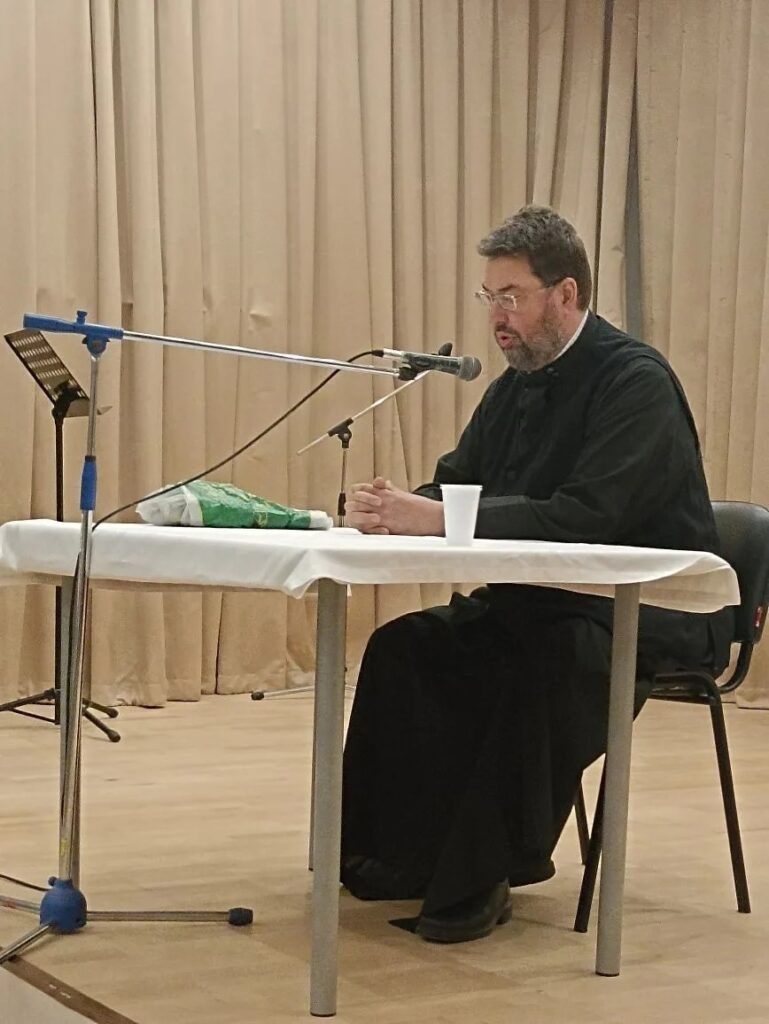 Встреча со священником в Социально-оздоровительном центре «Лесная поляна»
